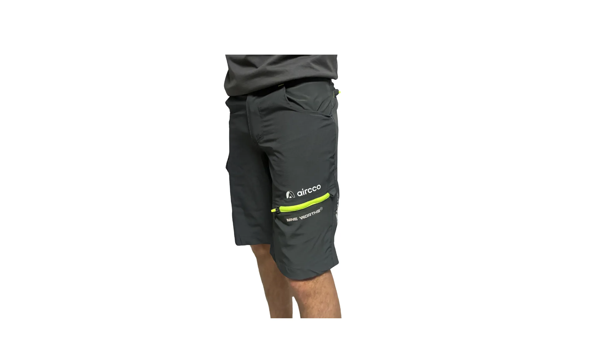 Bermuda de travail gris/vert taille 42